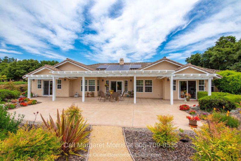 Golf Homes for Sale in Blacklake Nipomo CA - You’ll love the easy maintenance of the professionally landscaped backyard of this Blacklake Nipomo CA home. 