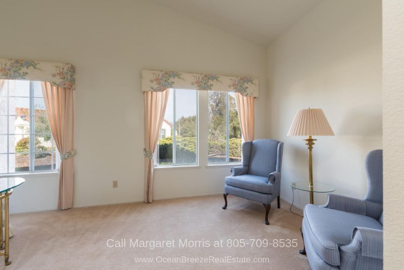 Golf Homes in Nipomo CA  - Entertain and relax in the comforts of this Nipomo golf home for sale