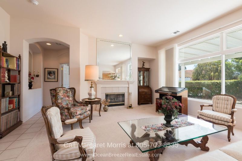 Nipomo CA Golf Homes - Delight in the well-lighted and spacious living room of this 55+ Nipomo home for sale. 