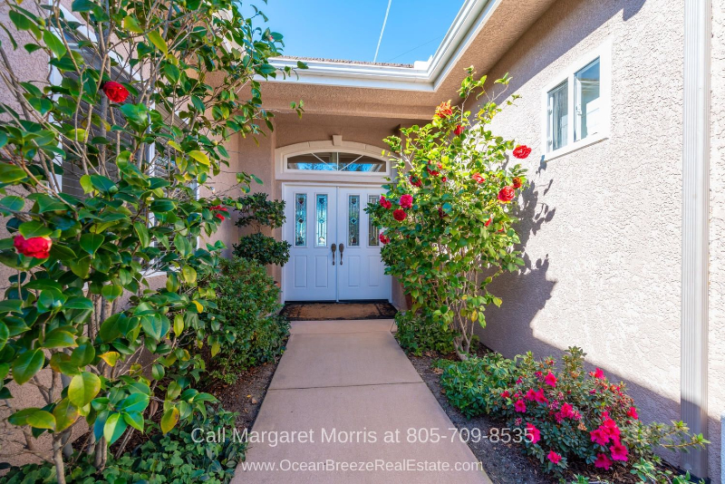 Nipomo CA Golf Homes for Sale - Fall in love with the warm and inviting appeal of this Nipomo home for sale.