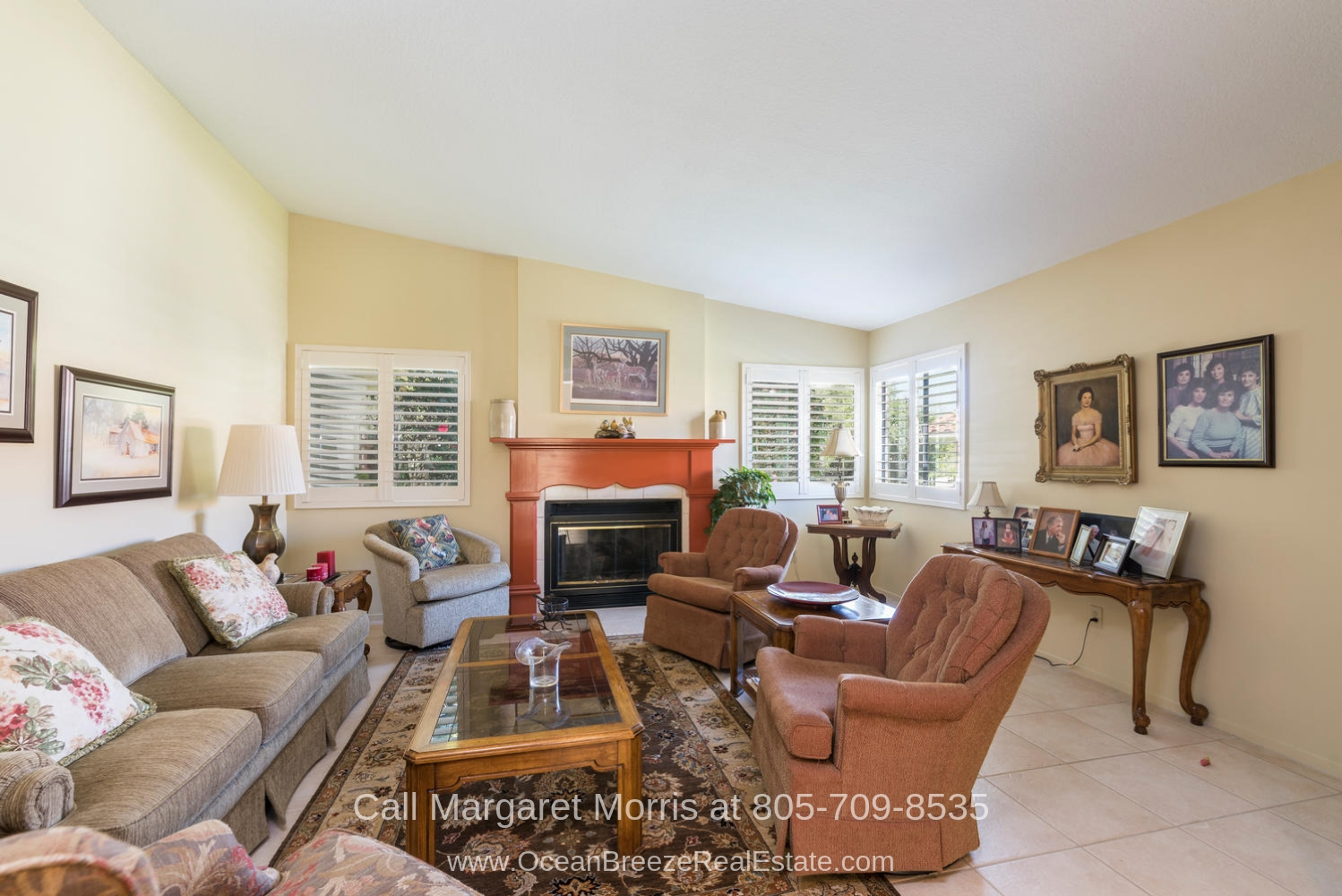 Nipomo CA Golf Homes - Ample space, lush foliage, and all the conveniences of modern living are yours in this beautiful Blacklake golf community home for sale. 